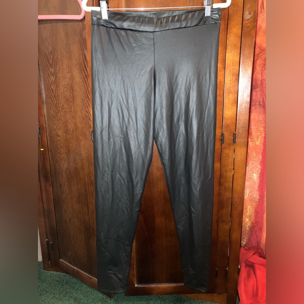 Black 0 Fake Leather Leggings Made In The USA